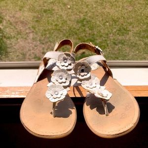 Flower shoes cute and comfy